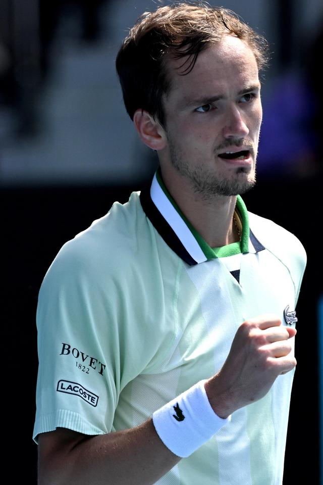 他们更是以 他们更是以